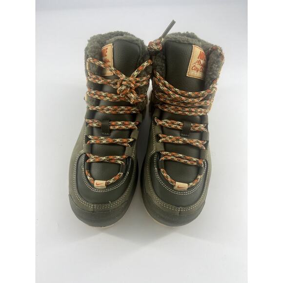 Nike City Classic PRM Boots Womens Size 7.5 Green Tan Cargo Khaki Activewear New - Picture 5 of 9